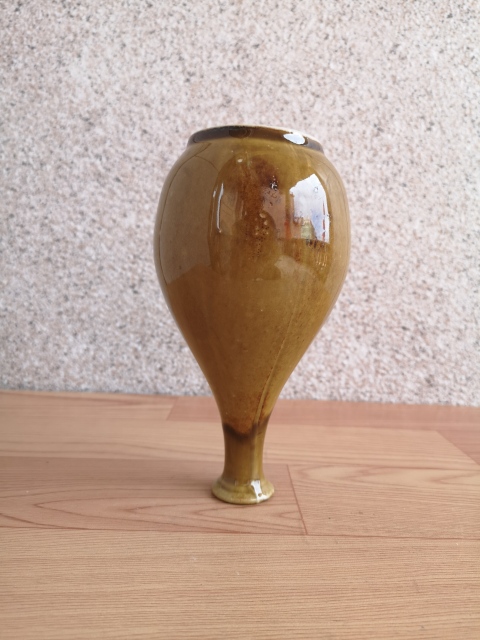 古玩陶瓷黃釉瓶拍賣,當前價格398元