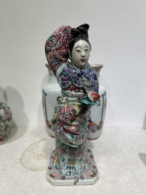 古玩陶瓷清粉彩侍女人塑像拍賣，當前價格3600元
