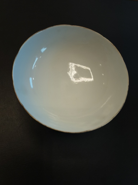 古玩陶瓷大清同治年製官窯本朝粉彩蝶戀花紋茶碗拍賣,當前價格2600元