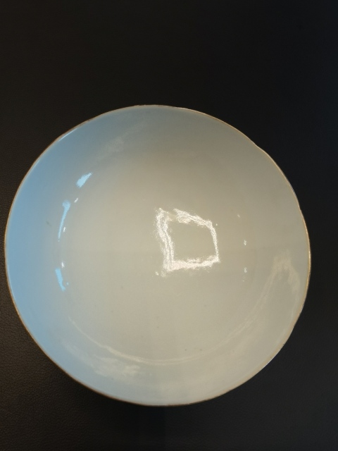 古玩陶瓷大清同治年製官窯本朝款粉彩蝶戀花紋茶碗拍賣,當前價格2750元