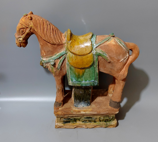 古玩陶瓷【館藏級】明代三彩陶馬俑塑像拍賣，當前價格6800元