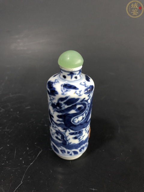 古玩陶瓷青花蒼龍教子鼻煙壺拍賣,當前價格5800元