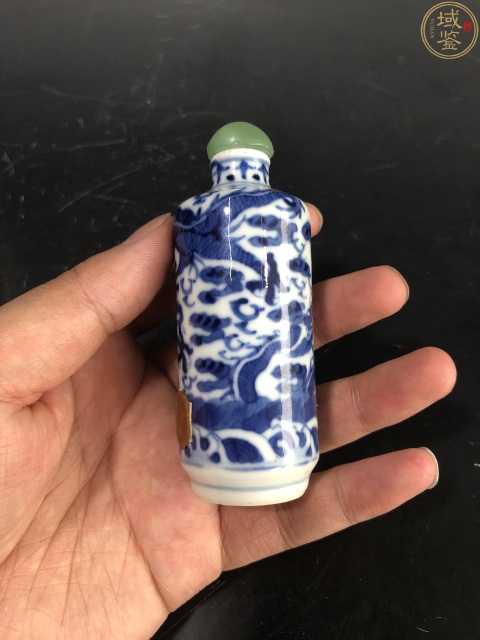 古玩陶瓷青花蒼龍教子鼻煙壺拍賣,當前價格5800元