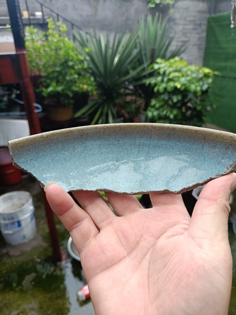 古玩陶瓷五大名窯之一鈞窯天藍釉標本拍賣,當前價格298元