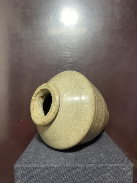 古玩陶瓷明龍泉青瓷梅瓶拍賣，當前價格3500元