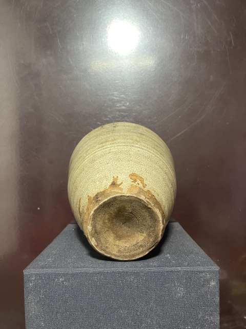 古玩陶瓷明龍泉青瓷梅瓶拍賣，當前價格3500元