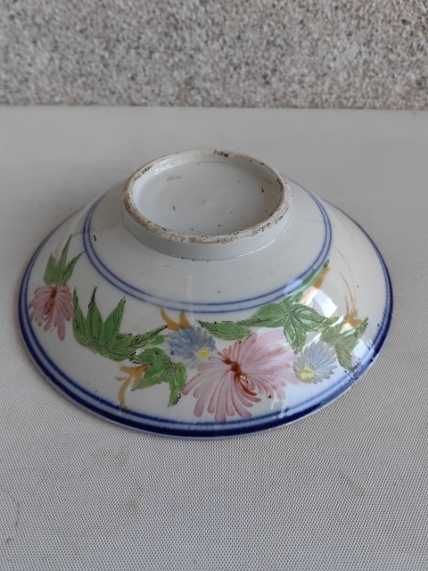 古玩陶瓷花卉紋碗拍賣，當(dāng)前價(jià)格260元