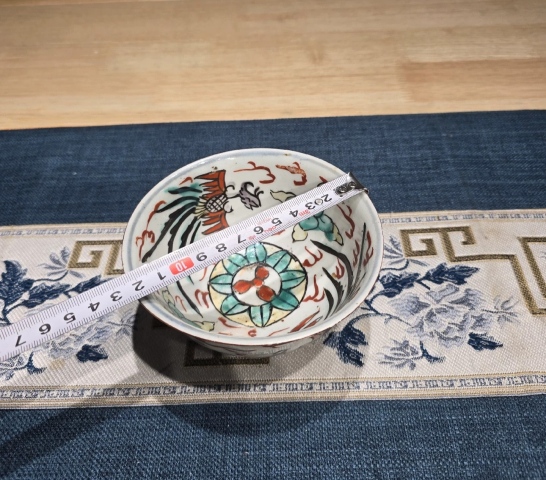 古玩陶瓷清中期紅綠彩鳳紋牡丹茶碗拍賣，當前價格390元