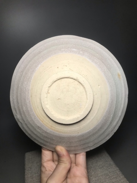 古玩陶瓷（宋代）青白釉出筋梅花紋大碗拍賣，當前價格888元