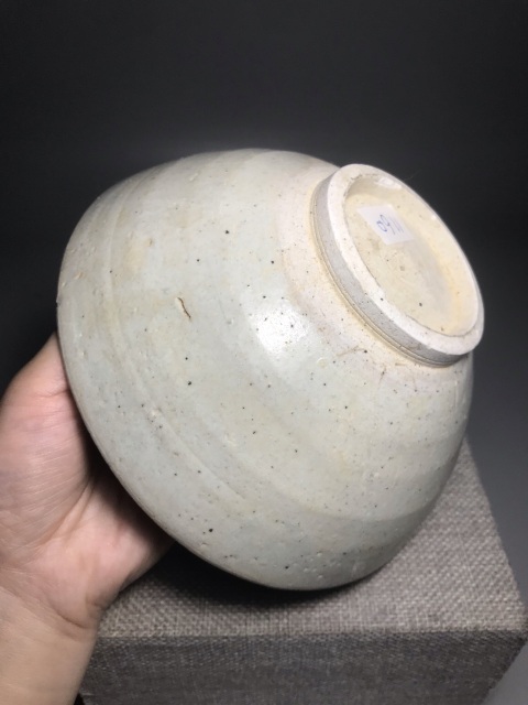 古玩陶瓷(收藏精品)青白釉刻花紋大碗拍賣,當前價格0元