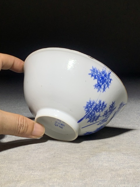 古玩陶瓷(江西瓷業公司款)藍料彩花卉紋碗拍賣,當前價格0元
