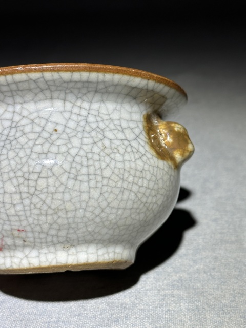 古玩陶瓷(清中期)文物商店出品哥釉獸耳香爐拍賣,當前價格4888元