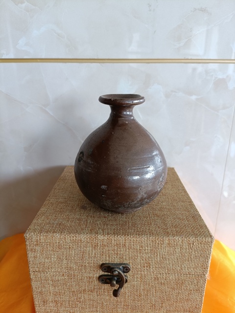 古玩陶瓷明末紫金釉玉壺春瓶拍賣，當前價格298元