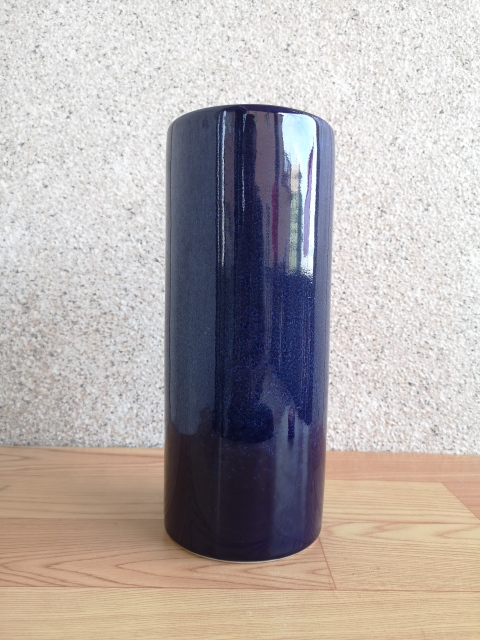 古玩陶瓷窯變藍(lán)釉帽筒拍賣,當(dāng)前價(jià)格450元