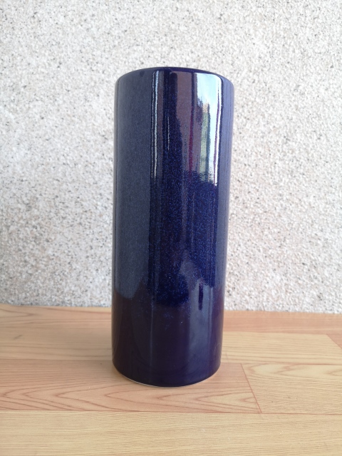 古玩陶瓷窯變藍(lán)釉帽筒拍賣,當(dāng)前價(jià)格450元