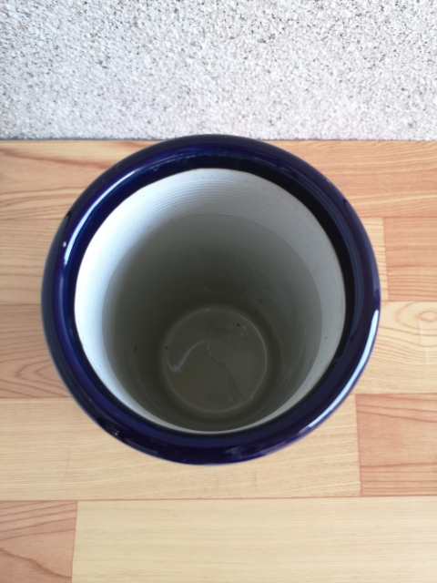 古玩陶瓷窯變藍(lán)釉帽筒拍賣,當(dāng)前價(jià)格450元