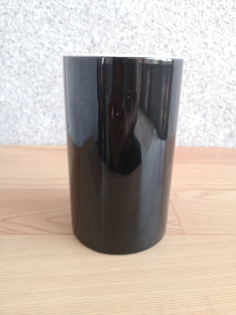 古玩陶瓷黑釉筆筒拍賣,當前價格398元