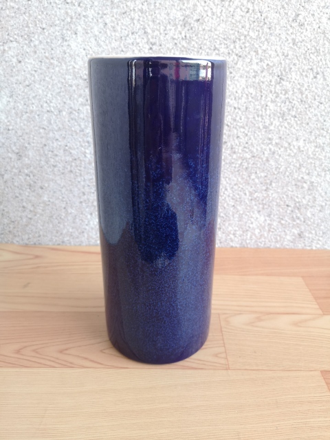 古玩陶瓷窯變藍(lán)釉帽筒拍賣,當(dāng)前價(jià)格450元