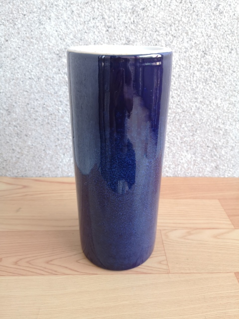 古玩陶瓷窯變藍(lán)釉帽筒拍賣,當(dāng)前價(jià)格450元