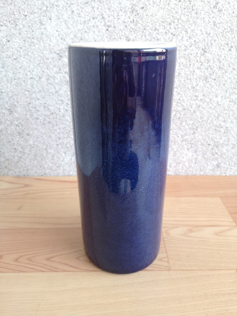古玩陶瓷窯變藍(lán)釉帽筒拍賣,當(dāng)前價(jià)格450元