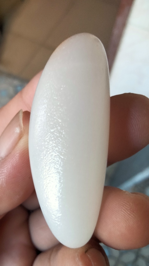 古玩玉器和田玉原石拍賣(mài)，當(dāng)前價(jià)格260元