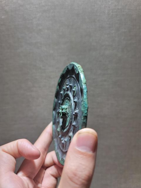 古玩銅器漢代星云鏡拍賣,當(dāng)前價(jià)格3888元