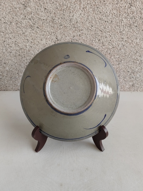 古玩陶瓷魚(yú)紋青花盤拍賣，當(dāng)前價(jià)格550元