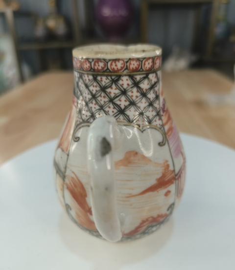 古玩陶瓷廣彩人物故事紋奶壺拍賣(mài)，當(dāng)前價(jià)格860元