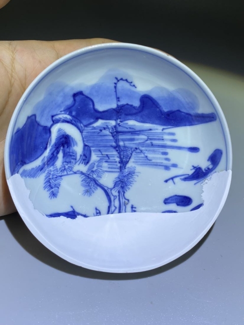 古玩陶瓷館藏級精品康熙怡德堂制款青花山水人物圖紋賞盤標本拍賣，當前價格1980元