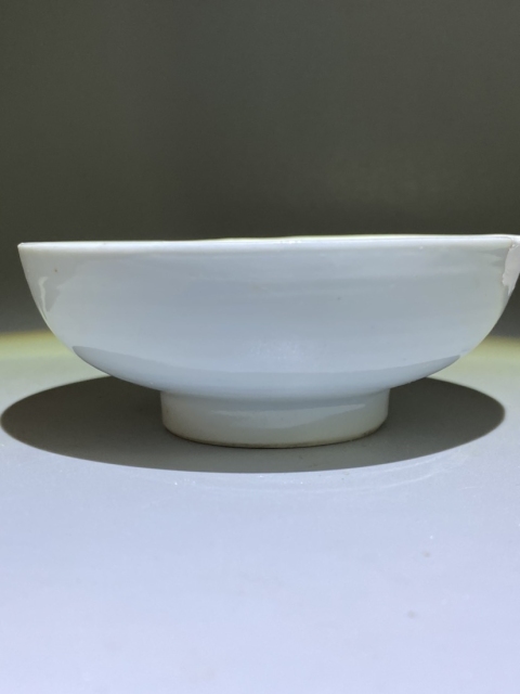 古玩陶瓷館藏級精品康熙怡德堂制款青花山水人物圖紋賞盤標本拍賣，當前價格1980元