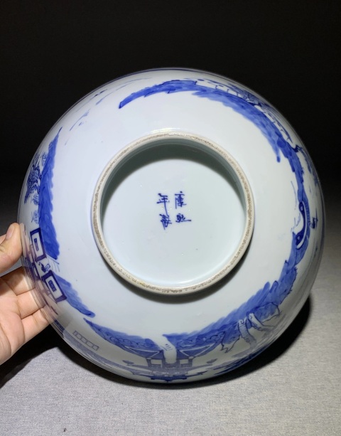 古玩陶瓷晚清青花山水亭臺人物大碗拍賣，當(dāng)前價格5600元