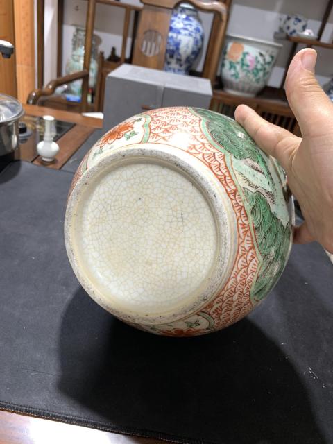 古玩陶瓷紅綠彩瑞獸紋葫蘆瓶拍賣，當(dāng)前價格28000元
