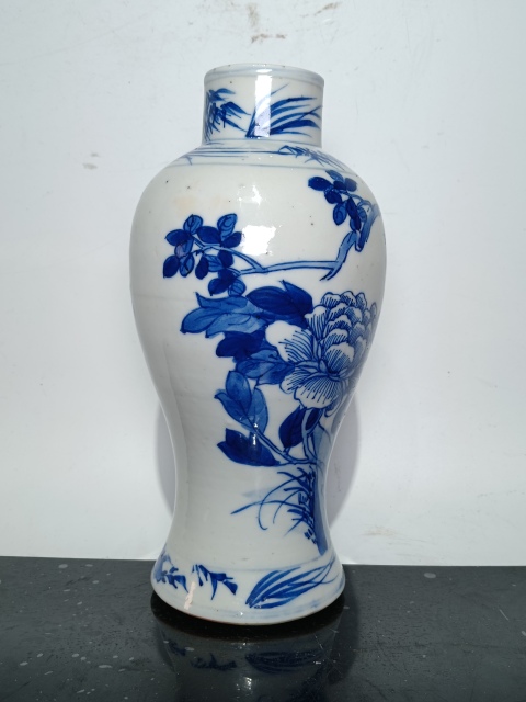 古玩陶瓷晚清青花花鳥紋雞腿瓶拍賣,當前價格4500元