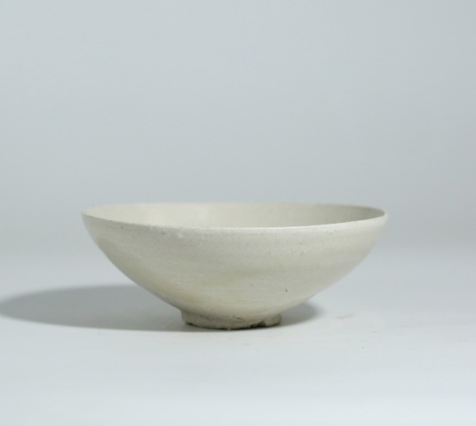 古玩陶瓷定窯系白釉茶盞拍賣,當前價格3000元