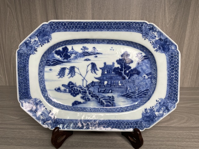 古玩陶瓷清乾隆 極品細路青花亭臺樓閣山水高士圖八方盤拍賣,當前價格2800元