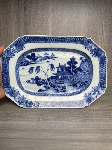 古玩陶瓷清乾隆 極品細路青花亭臺樓閣山水高士圖八方盤拍賣,當前價格2800元