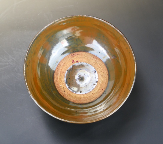 古玩陶瓷明代.耀州窯紫金釉大碗(1368年-1644年)拍賣,當前價格0元