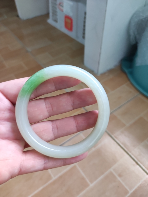 古玩玉器玉鐲子拍賣,當(dāng)前價格16000元