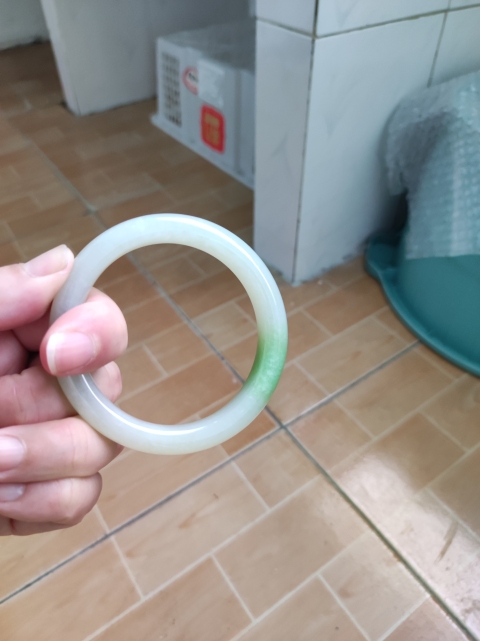 古玩玉器玉鐲子拍賣,當(dāng)前價格16000元