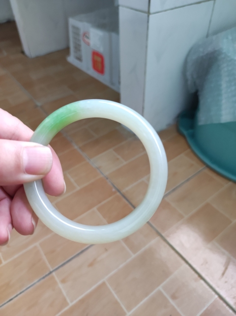 古玩玉器玉鐲子拍賣,當(dāng)前價格16000元