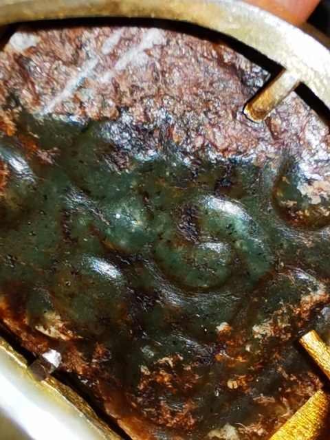 古玩玉器谷紋紅沁鑲嵌戒指拍賣，當(dāng)前價格2100元