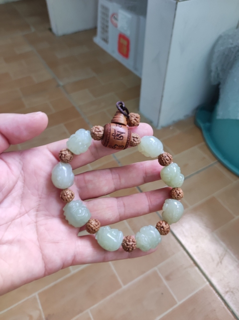 古玩玉器羅漢手鏈拍賣，當前價格960元