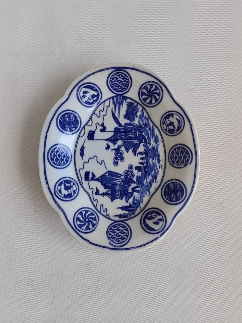 古玩陶瓷青花盤拍賣，當(dāng)前價(jià)格198元