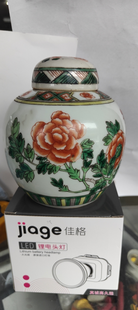 古玩陶瓷晚清五彩花鳥罐拍賣，當(dāng)前價(jià)格2300元