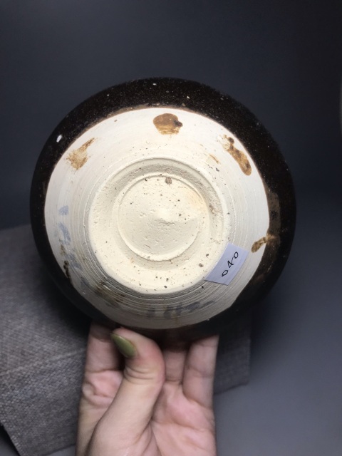 古玩陶瓷(元代精品)醬釉茶盞拍賣,當前價格0元