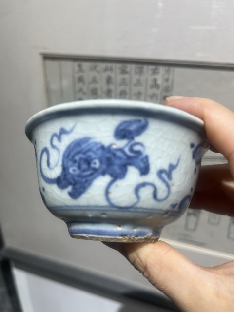 古玩陶瓷青花獅紋撇口杯拍賣,當前價格99999元