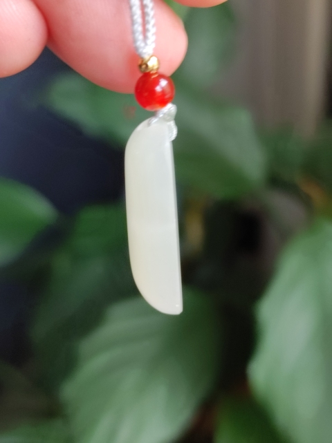古玩玉器玉雕“素紋掛墜”拍賣，當前價格450元