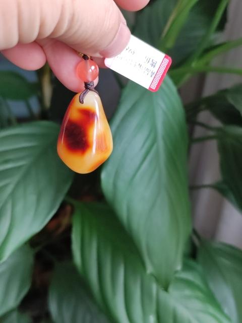 古玩玉器蜜蠟吊墜拍賣,當(dāng)前價(jià)格160元