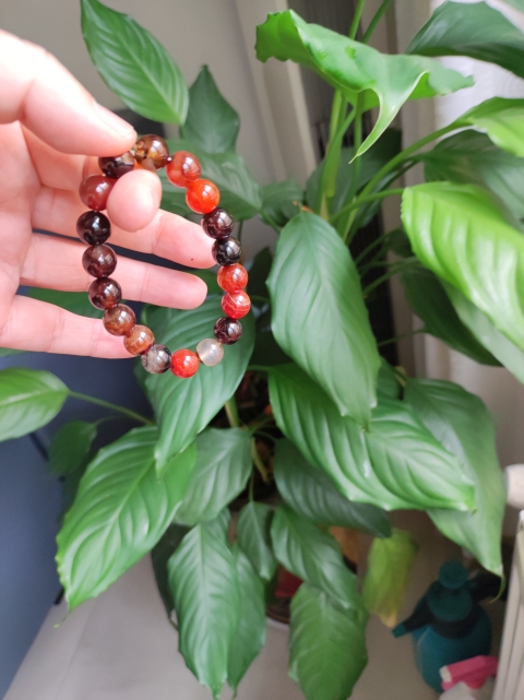 古玩玉器瑪瑙手鏈拍賣，當前價格180元
