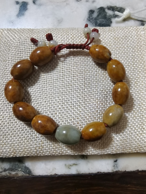 古玩玉器翡翠珠竄拍賣,當前價格220元